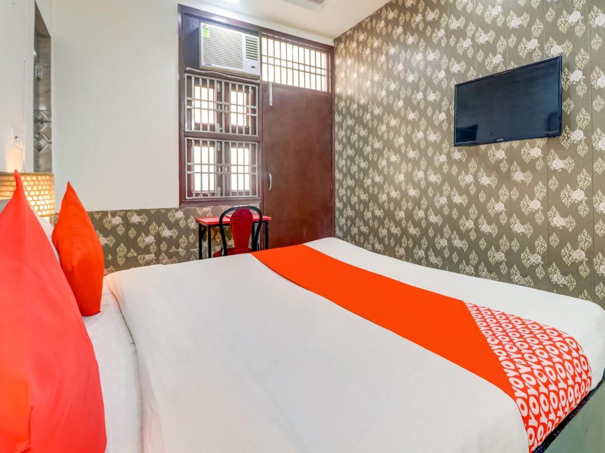 Готель Oyo 74060 Taj Residency Нью-Делі Екстер'єр фото
