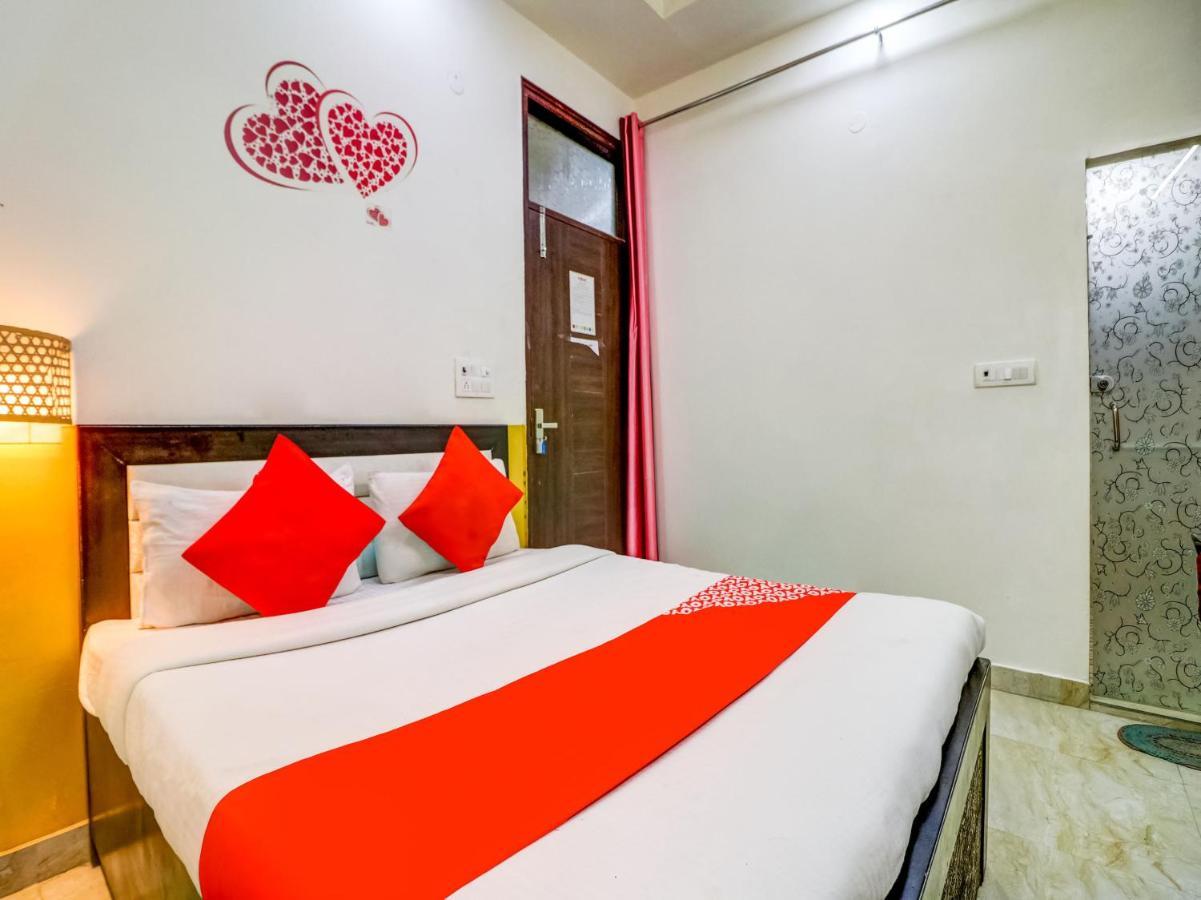 Готель Oyo 74060 Taj Residency Нью-Делі Екстер'єр фото
